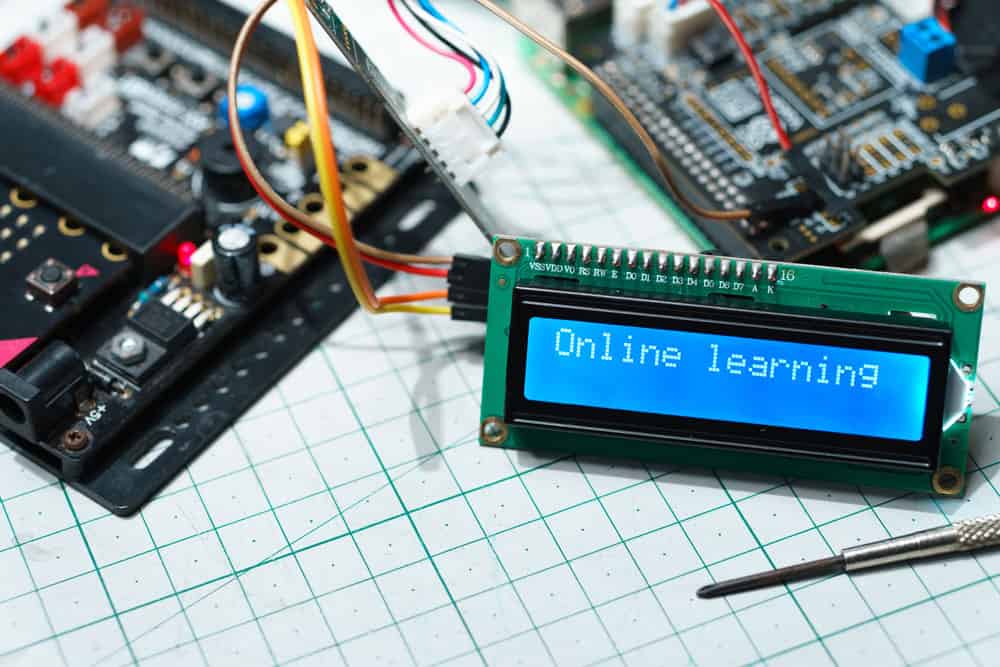 Use Raspberry Pi to learn to program